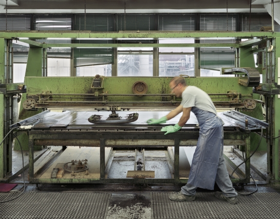 Christopher Payne<br /> Steinway series<br /> <em>Piano Lid Polishing Machine</em>, 2012<br /> Archival pigment ink prints<br /> 24 x 20" &nbsp; &nbsp;Edition of 20<br /> 50 x 40" &nbsp; &nbsp;Edition of 10<br /> 60 x 50" &nbsp; &nbsp;Edition of 5