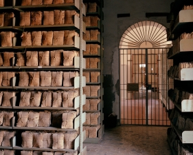 Vioere Archive, Naples II, 1996/2017 Edition of 6 Archival ink print 37 x 29 1/2 in. (94 x 74.9 cm)