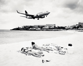 Josef Hoflehner<br /> <em>Jet Airliner #05,&nbsp;Continental Airlines Boeing 737-700,&nbsp;Arriving from Newark, NJ,</em>&nbsp;2009 - 2011<br /> Archival Pigment Ink Prints<br /> 20 x 20" &nbsp; &nbsp;Edition of 15<br /> 40 x 40" &nbsp; &nbsp;Edition of 5<br /> 60 x 60" &nbsp; &nbsp;Edition of 5